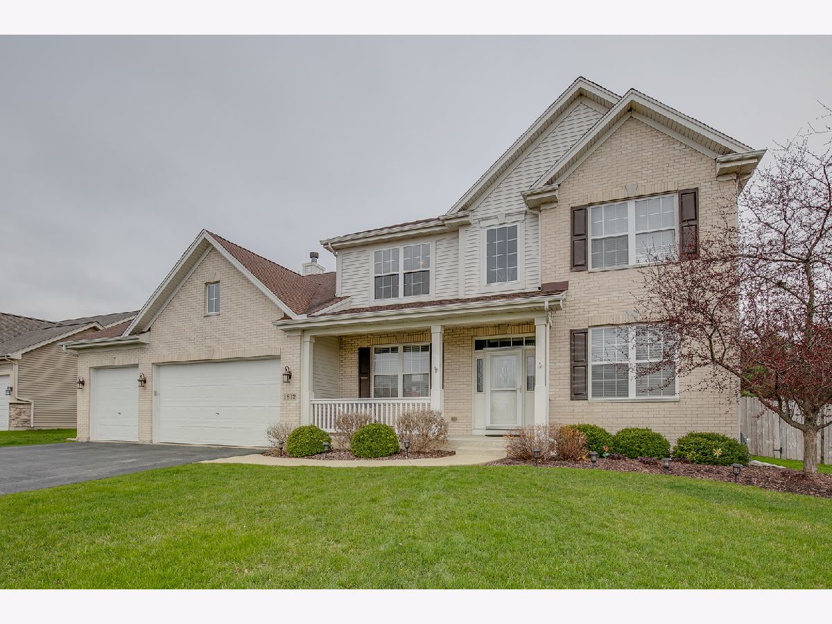 Homes Sold Lincoln Hills Mchenry Illinois, 1812 Hillside