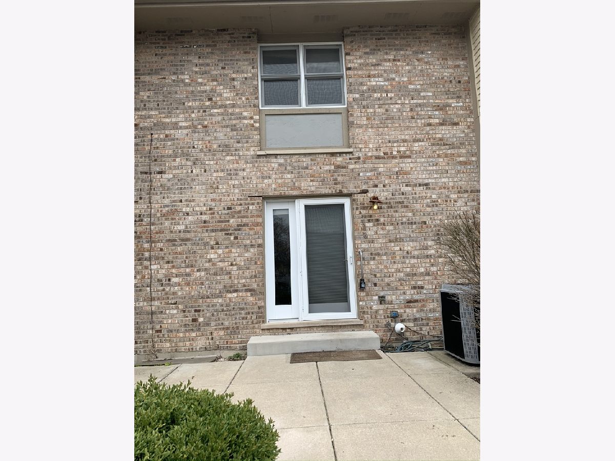 Townhomes & Condos Rented Bellevue Batavia Illinois, 403 Jefferson