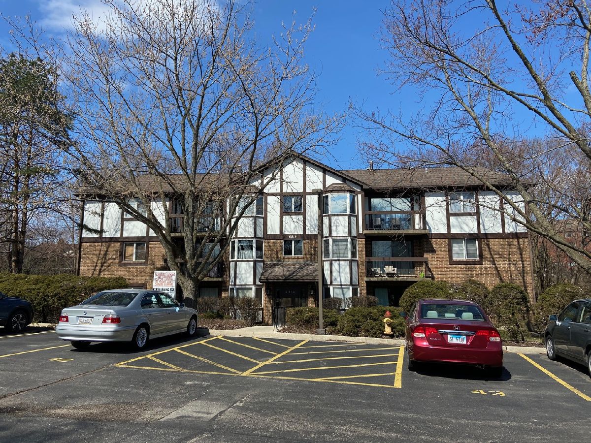Condominiums Sold Indian Ridge Lakes Indian Head Park Illinois, 6814 Joliet