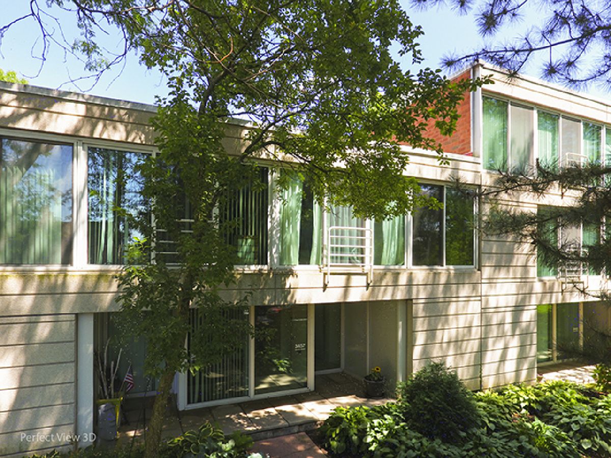 Townhomes & Condos Rented North Pointe Evanston Illinois, 3457 Harrison