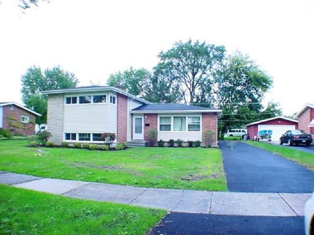 Homes Rented Pleasant Hill Palatine Illinois, 76 Pleasant Hill