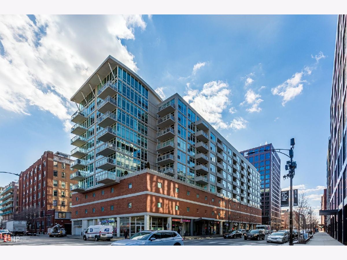 Condominiums Sold 909 W. Washington Chicago Illinois, 909 Washington