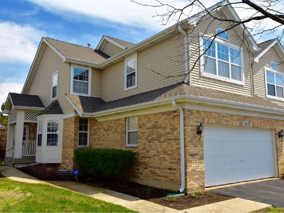 Townhomes Rented Cloisters Schaumburg Illinois, 326 Lucille