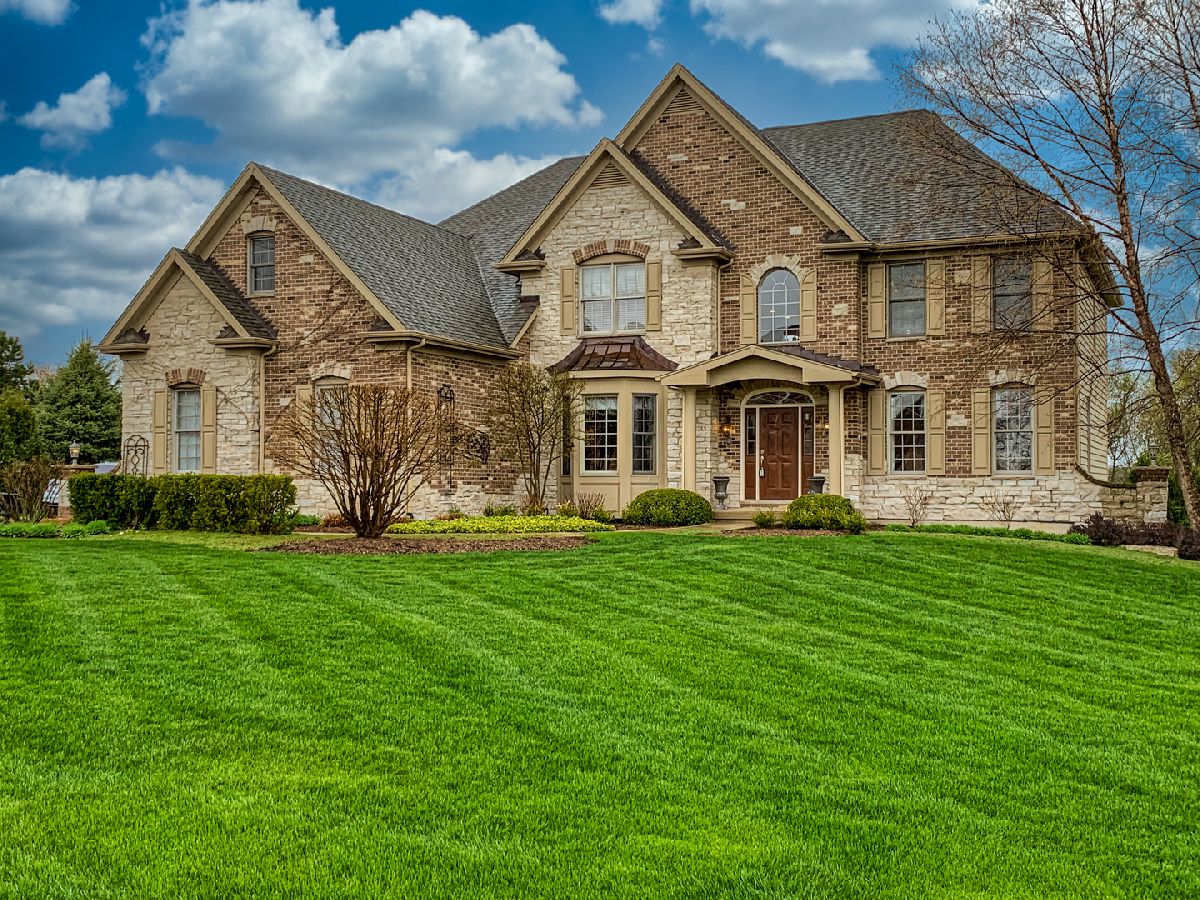 Homes Sold Woodside Creek St Charles Illinois, 41W248 Hearthstone