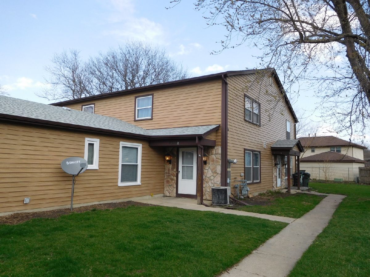 Townhomes & Condos Rented Ivy Glen Aurora Illinois, 1311 Glen