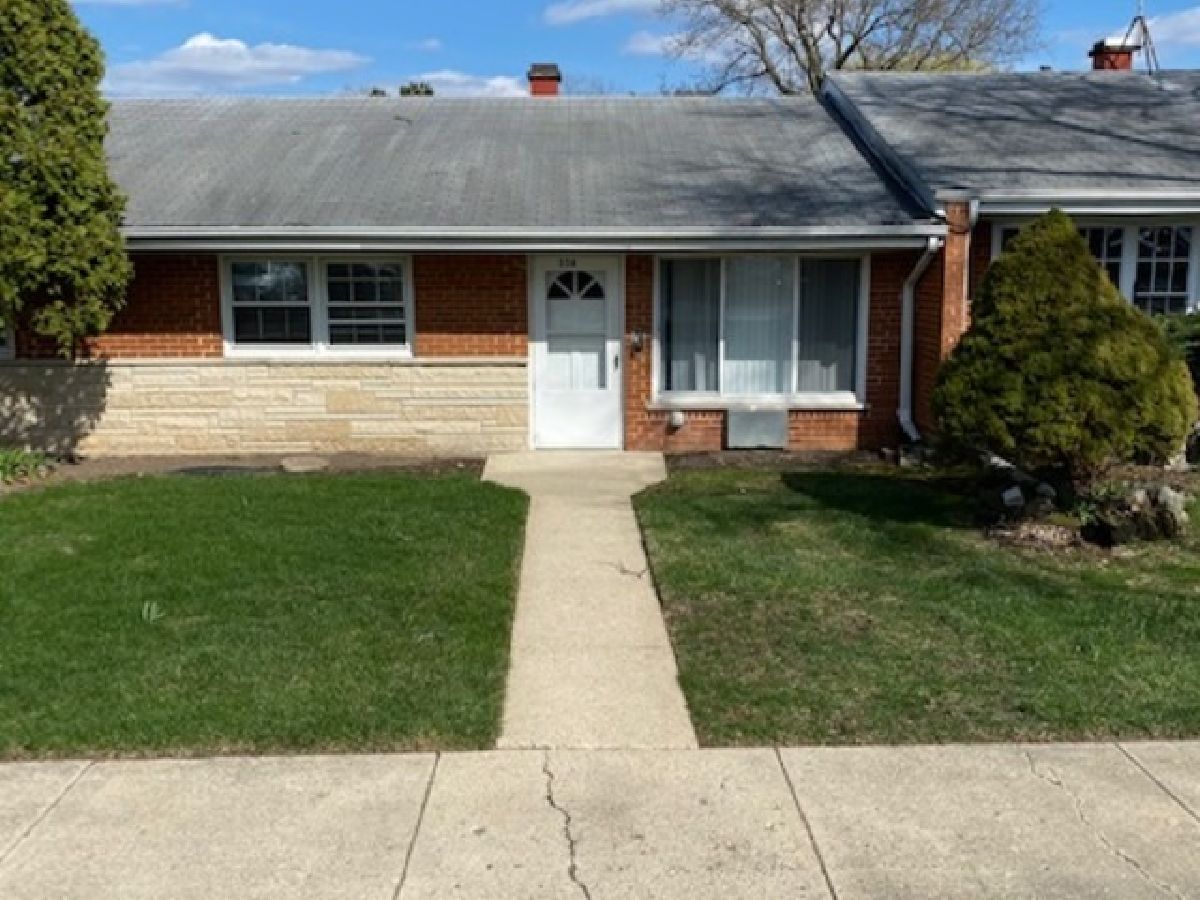 Homes Rented Merrills Garden Palatine Illinois, 558 Palatine