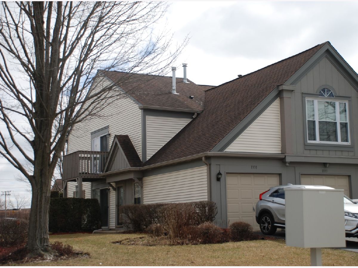 Townhomes & Condos & Homes Rented Polo Run Wheeling Illinois, 1333 Longacre