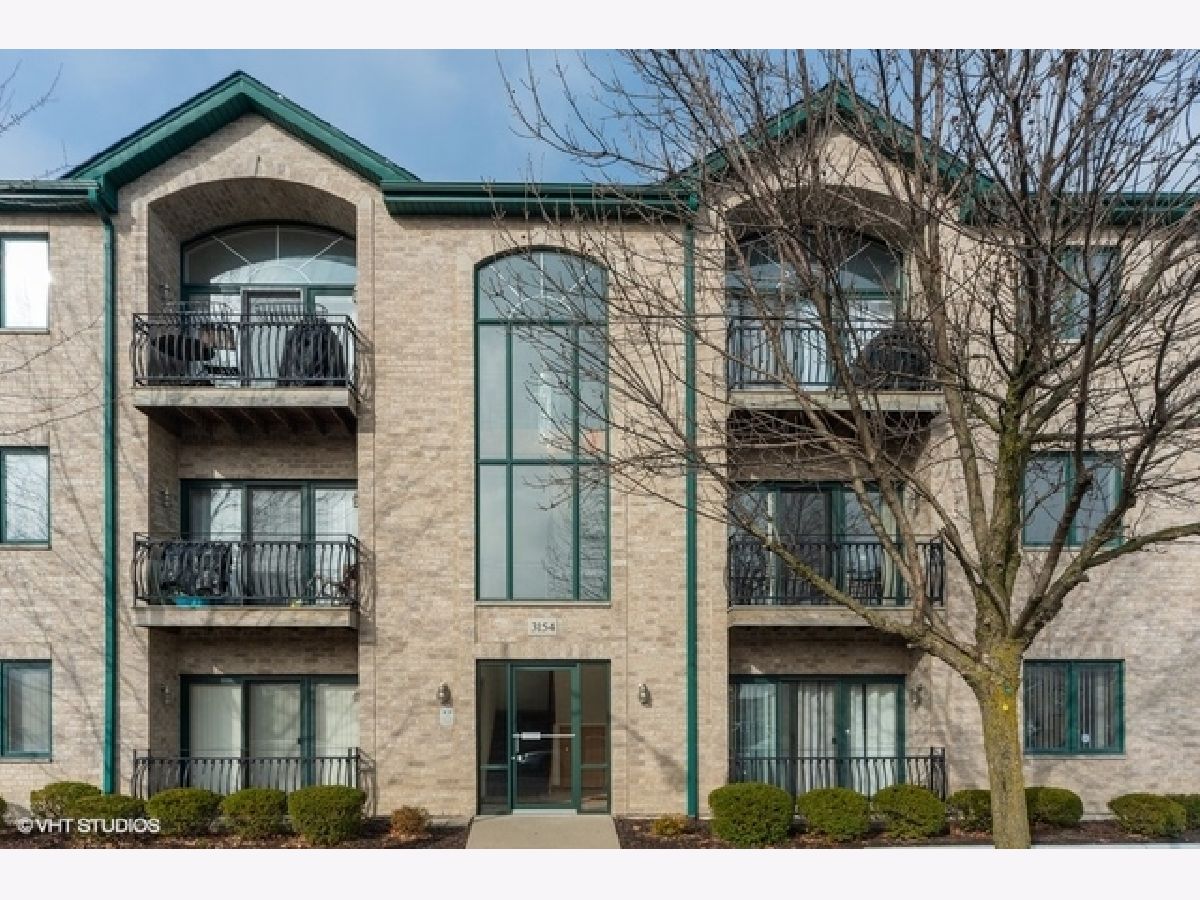 Homes & Condominiums Sold Dunning Square Chicago Illinois, 3154 Oleander