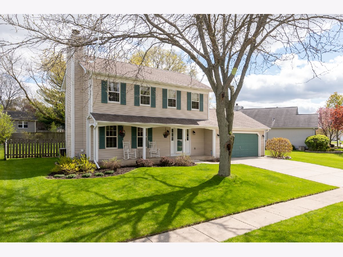 Homes & Townhomes Sold Concord On The Fox South Elgin Illinois, 585 Independence