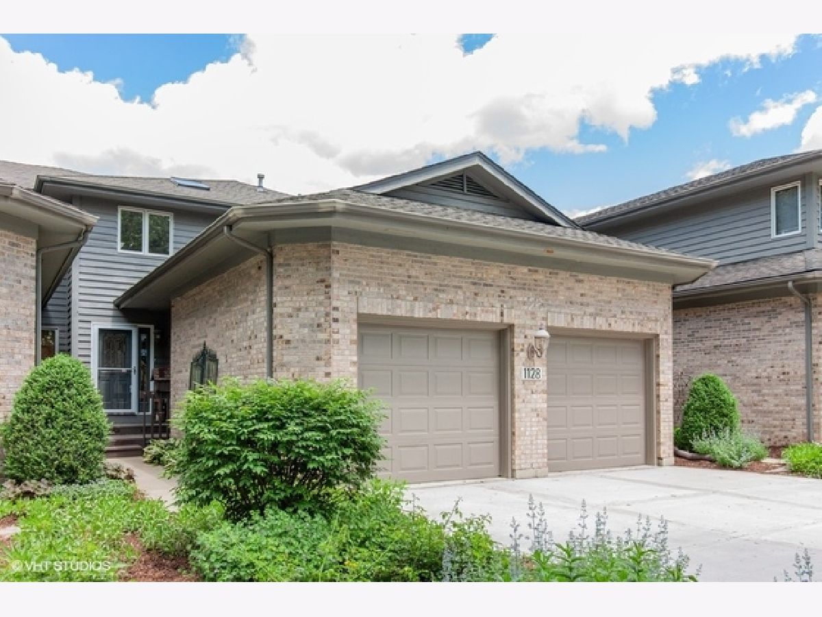Townhomes Sold Hobson Glen Naperville Illinois, 1128 Washington