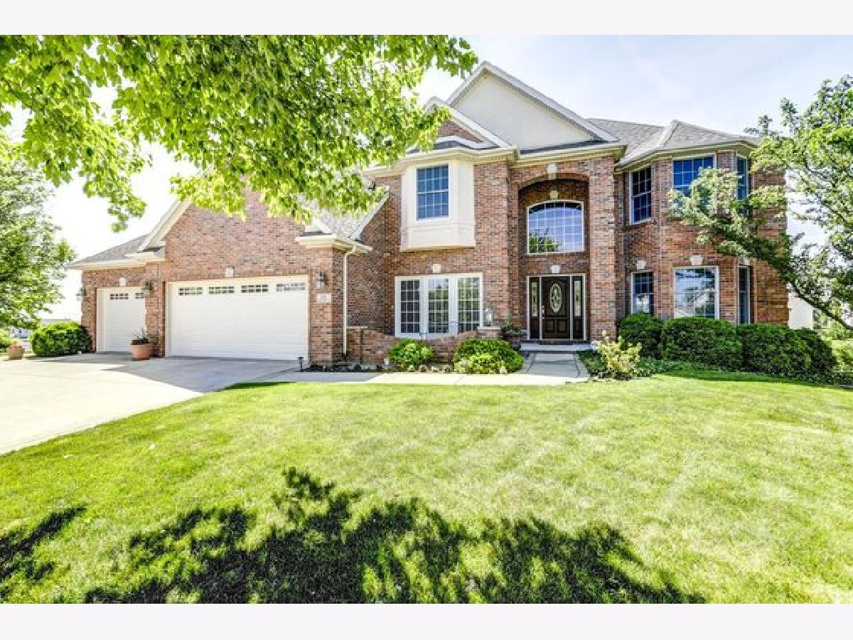 Homes Sold White Eagle Bloomington Illinois, 15 Sable Oaks