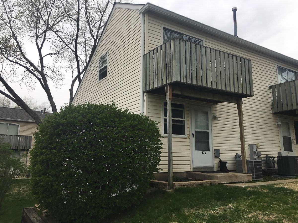 Townhomes & Condos & Homes Rented Hidden Glen Fox Lake Illinois