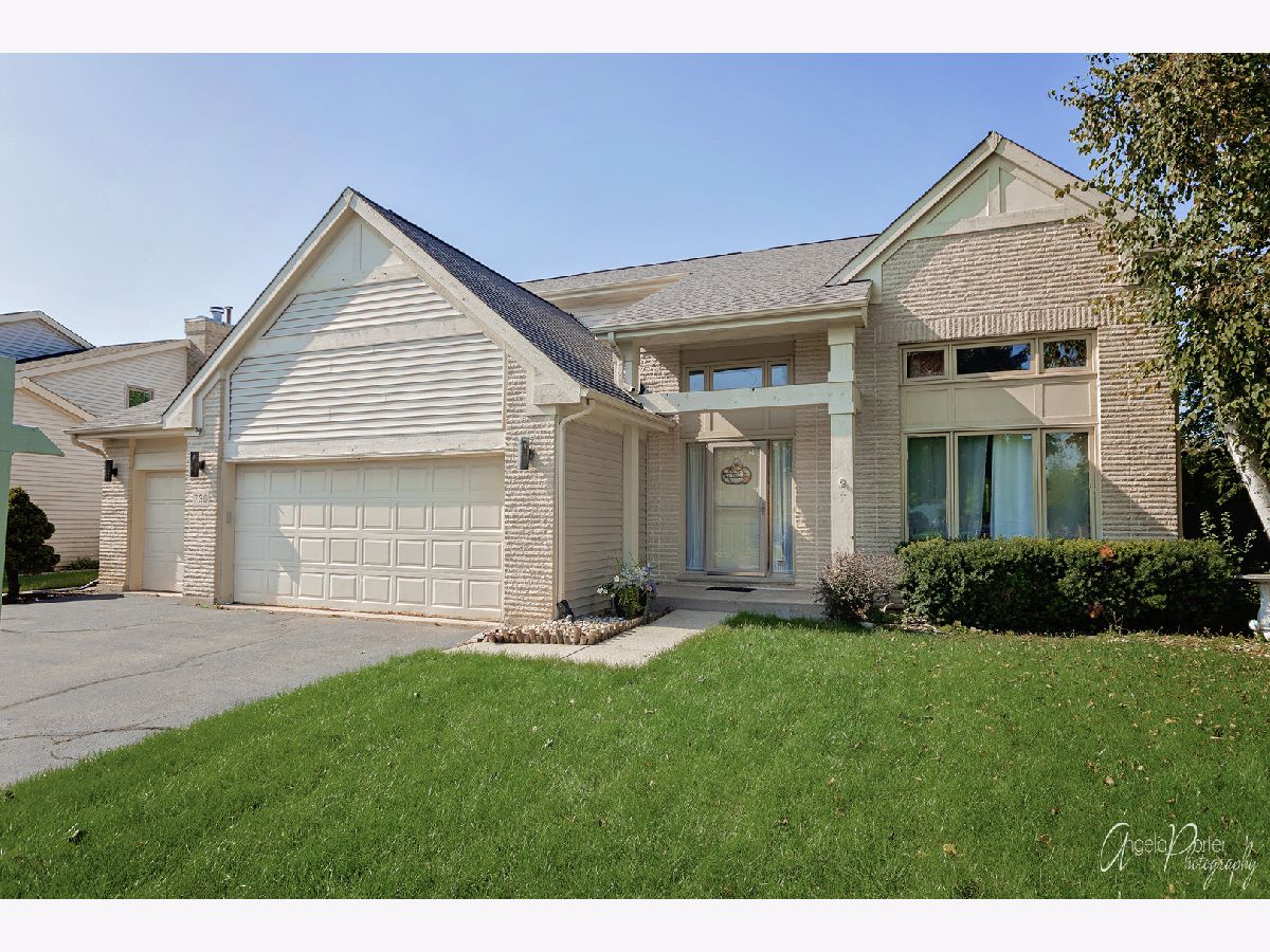 Homes Sold Eastwood Trails Wheeling Illinois, 730 Greenview