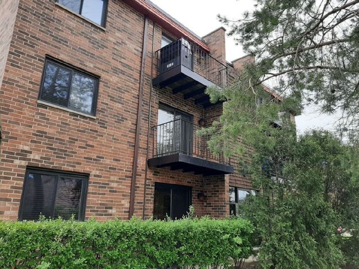 Condominiums Sold Cinnamon Cove Mount Prospect Illinois, 1789 Algonquin