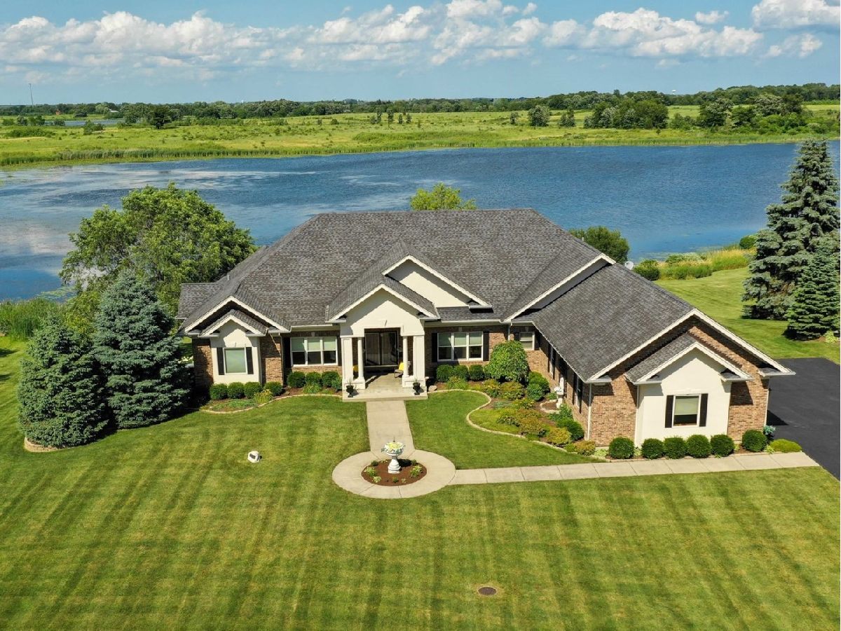 Homes Sold Summerhill Estates Mundelein Illinois, 24296 Old Oak