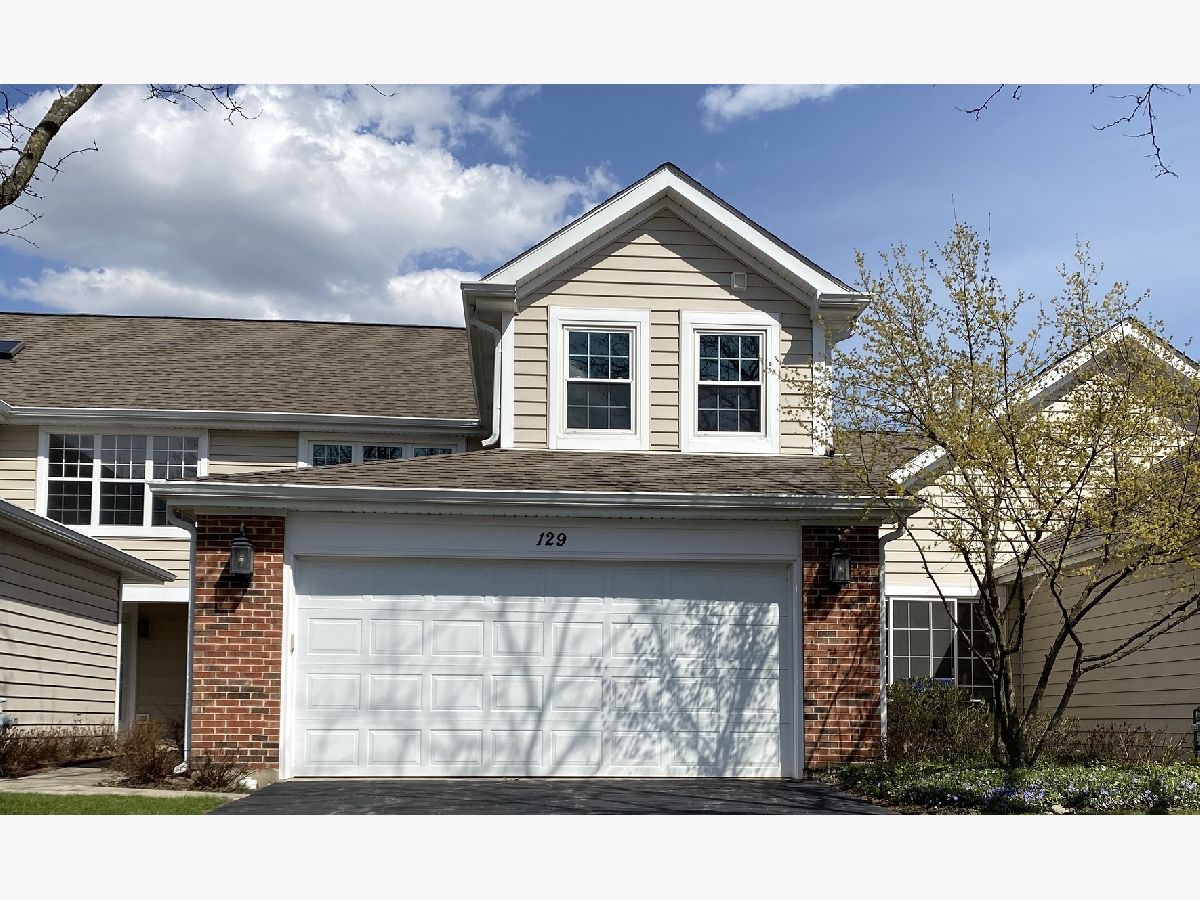 Townhomes Rented Autumn Ridge Schaumburg Illinois, 129 Stevens