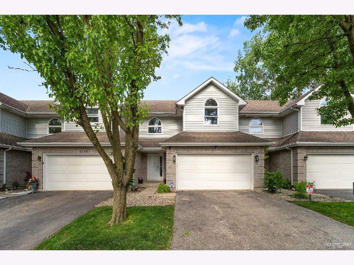 Townhomes Sold Crestbrooke Crest Hill Illinois, 2516 Tulip