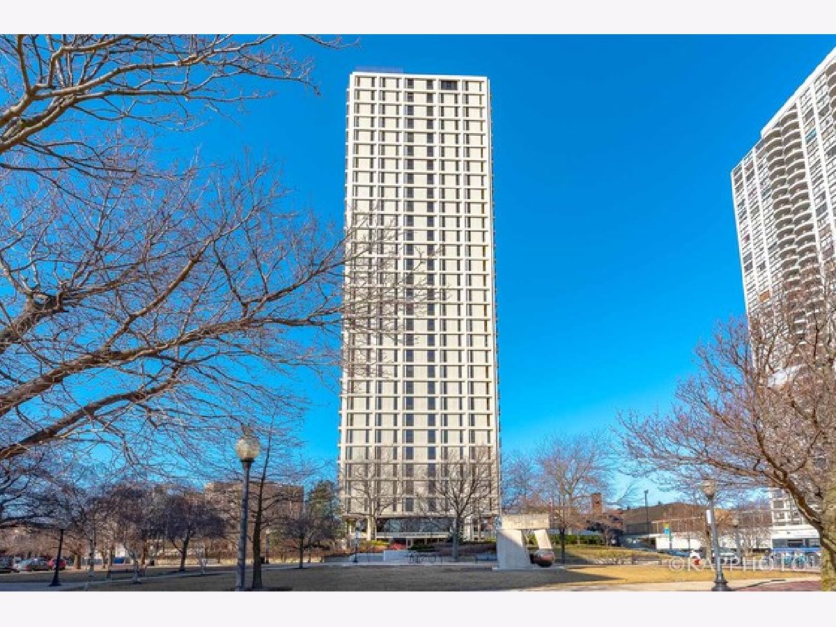 Condominiums Rented Lincoln Park Towers Chicago Illinois, 1960 Lincoln Park West
