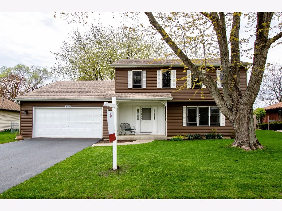 Homes Sold Lakeside Sans Souci Aurora Illinois, 2509 Coach And Surrey