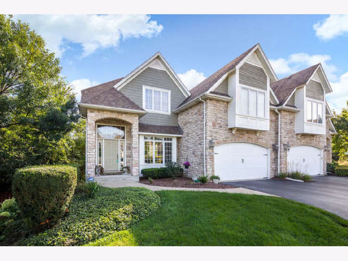 Townhomes Sold Pine Meadow Villas Lisle Illinois, 3077 Stefan