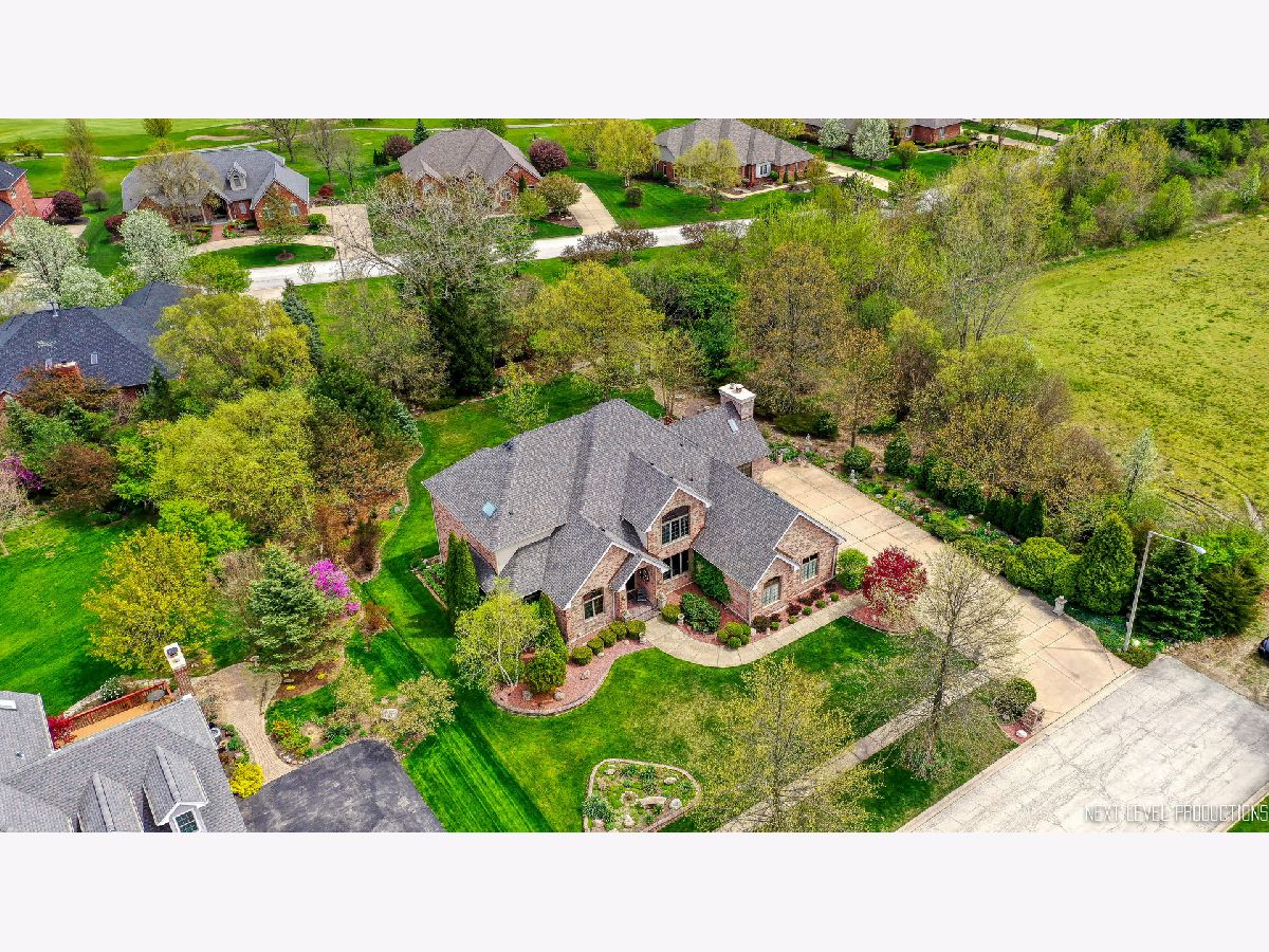 Homes Sold Athen Knolls Lemont Illinois, 421 Jane