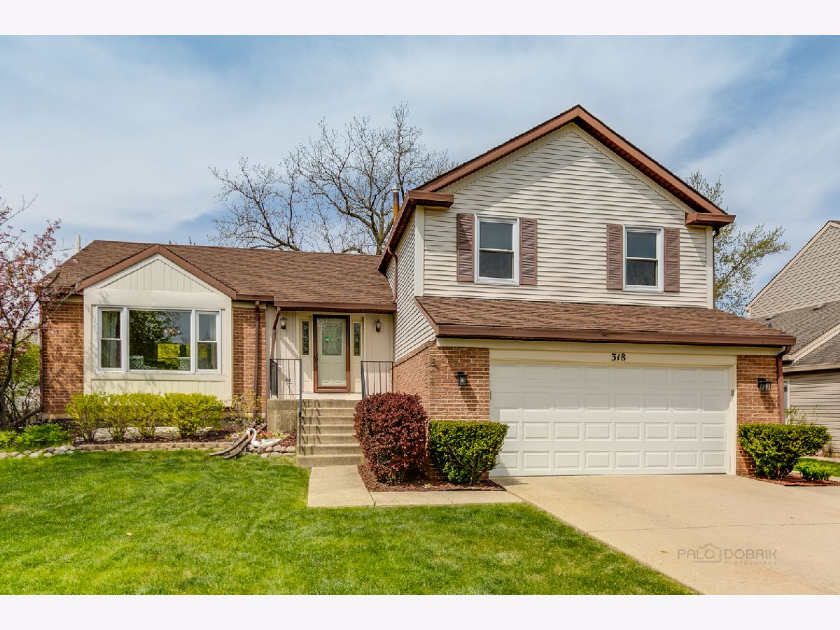 Homes Sold Vintage Buffalo Grove Illinois, 318 Chateau