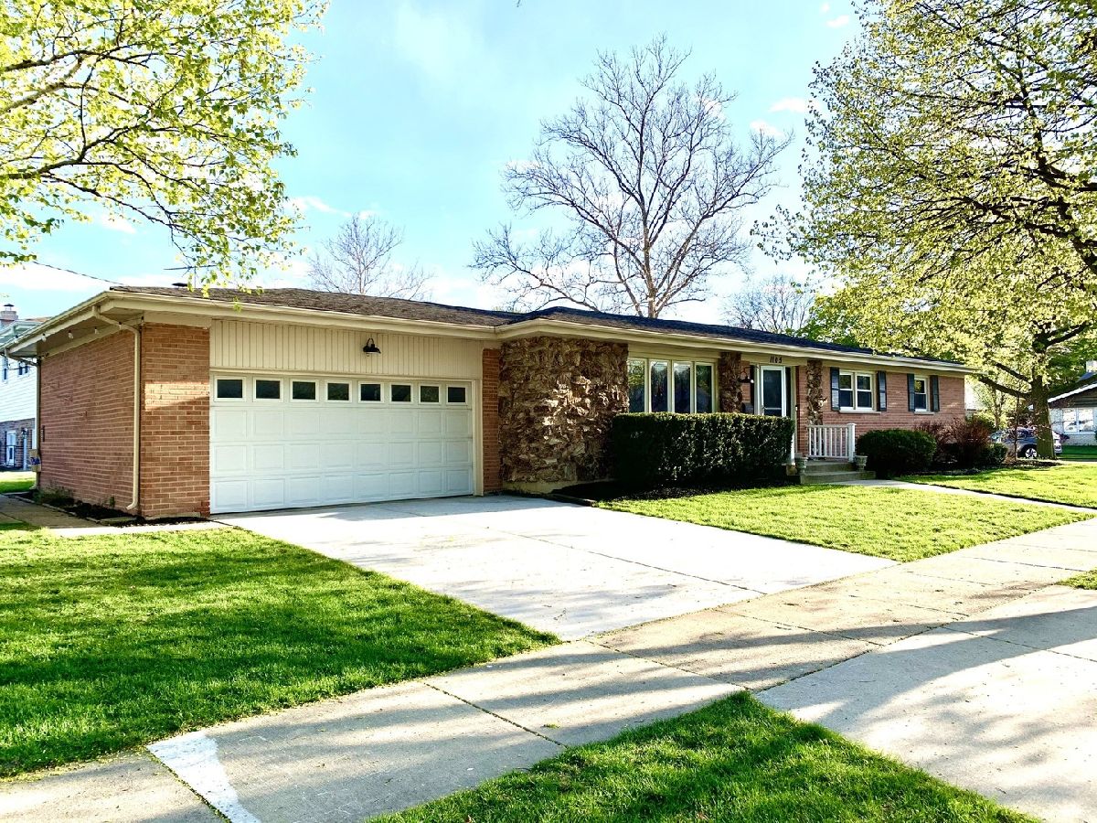 Homes Sold Arlington Manor Arlington Heights Illinois, 1105 Park