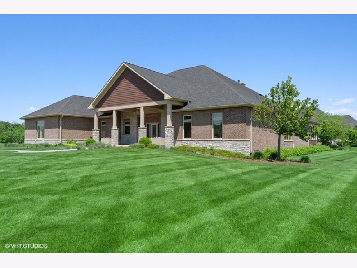 Homes Sold Merry Oaks Sycamore Illinois, 305 Merry Oaks