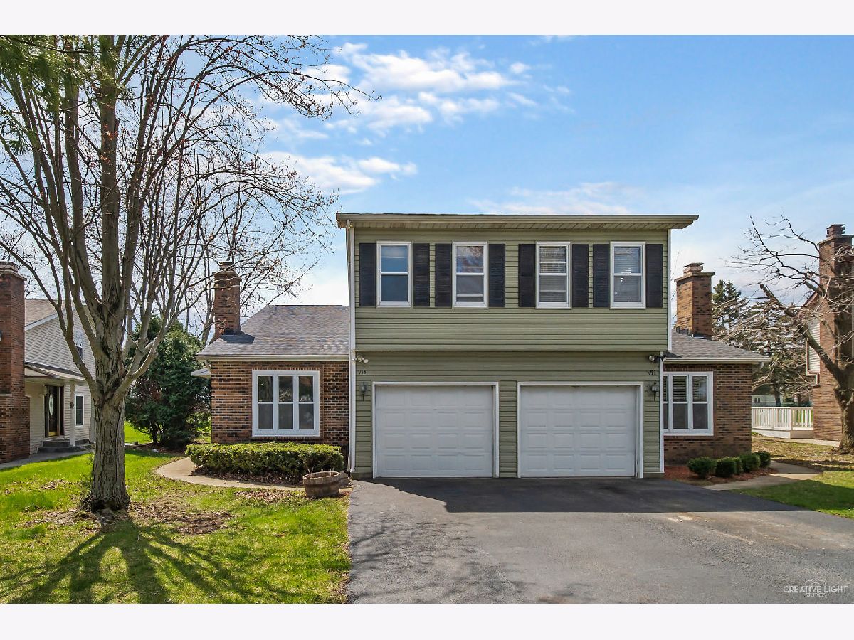 Condos & Townhomes Sold Winola Manor Aurora Illinois, 913 Autumn