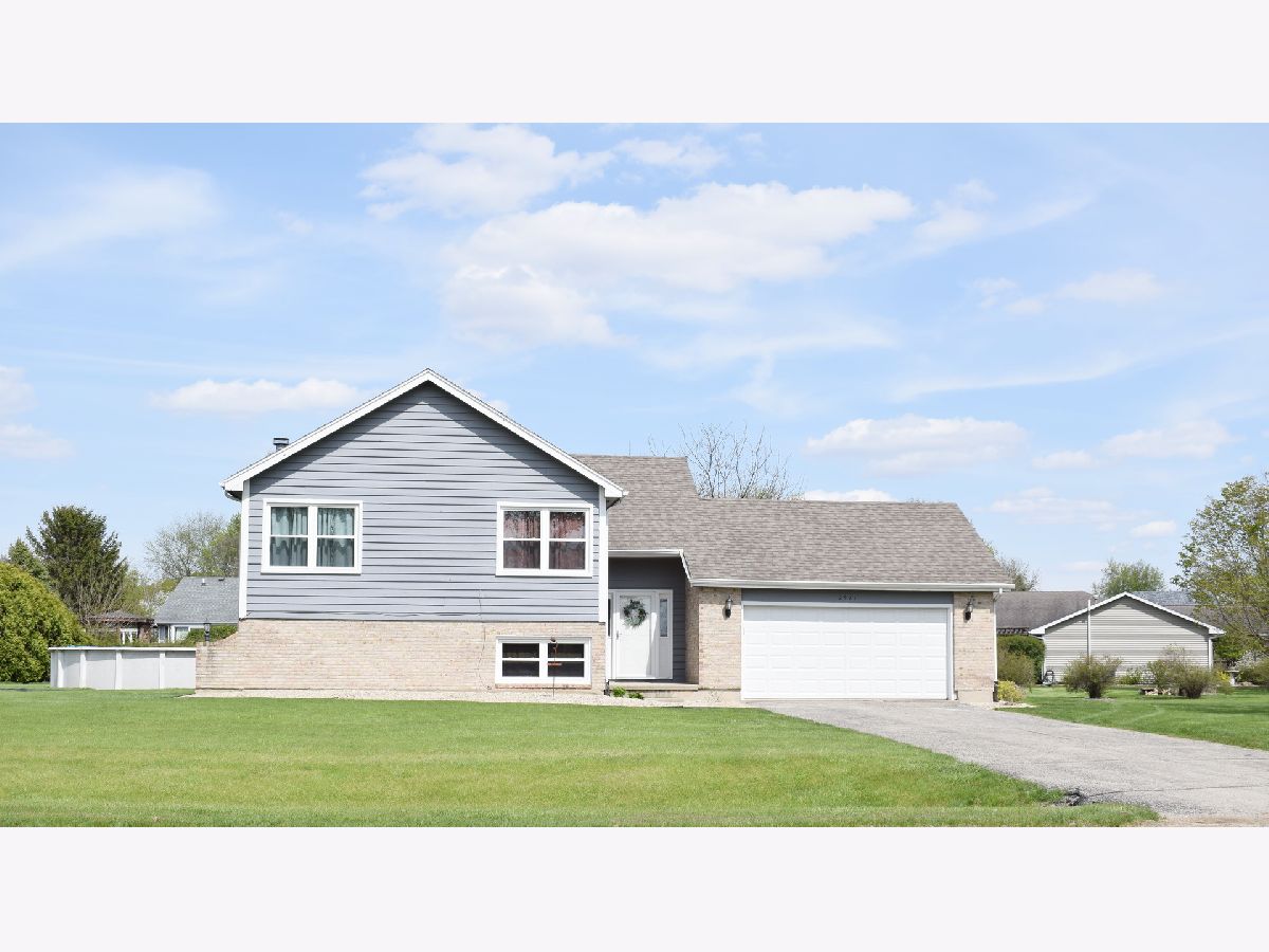 Condos & Townhomes & Homes Sold Classon Estates Somonauk Illinois, 2571 4670th