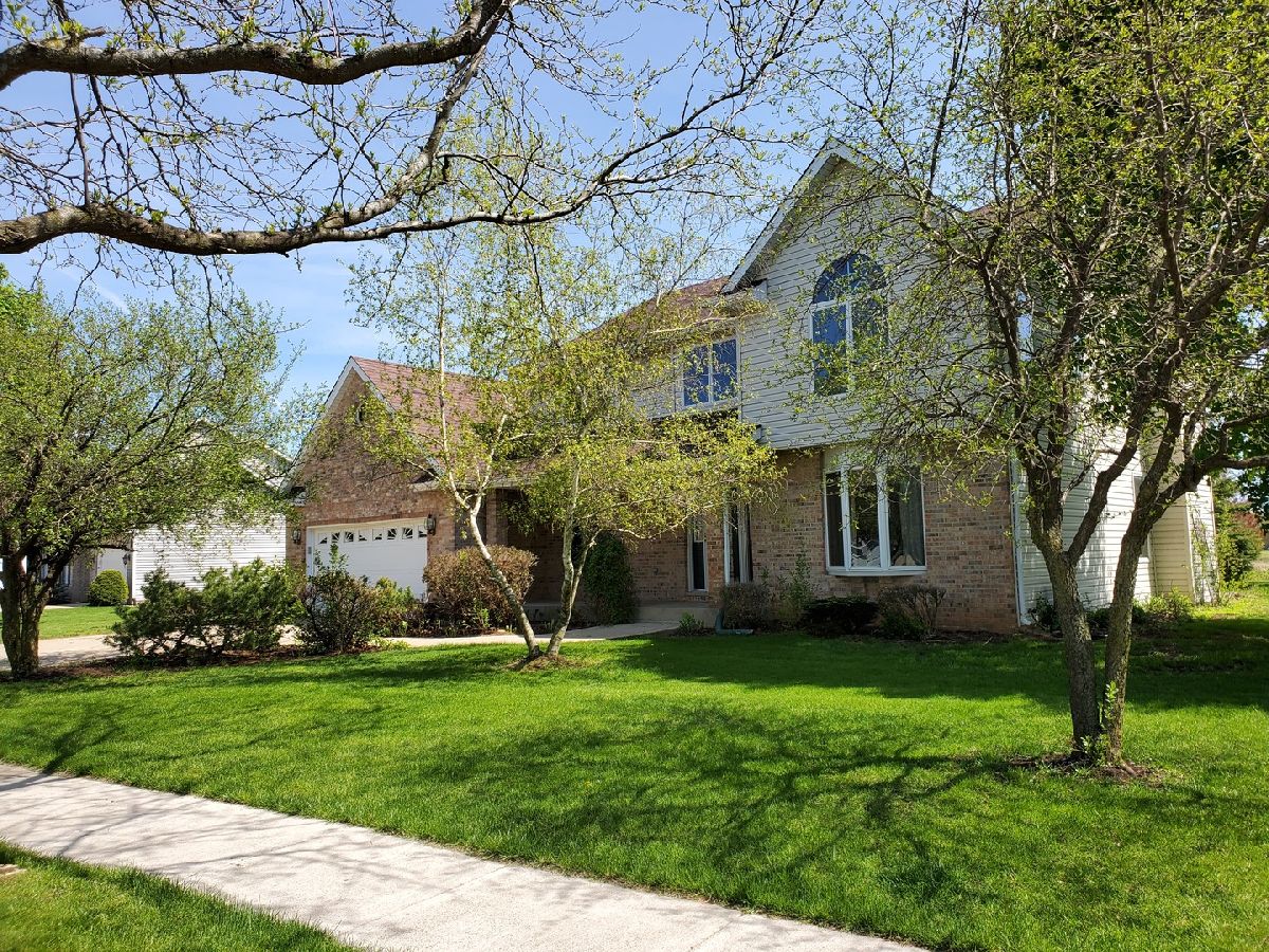 Homes Sold Cherokee Ridge Channahon Illinois, 25161 Liberty