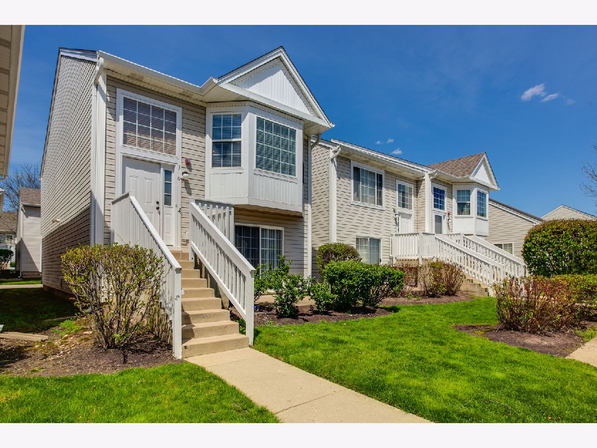 Summerwind North Aurora IL, Townhomes & Condos For Sale & For Rent