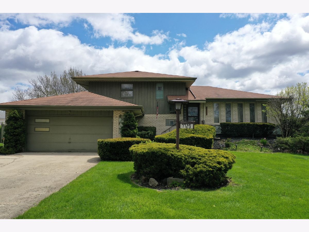 Homes Sold Dorian Gardens Darien Illinois, 7729 Williams