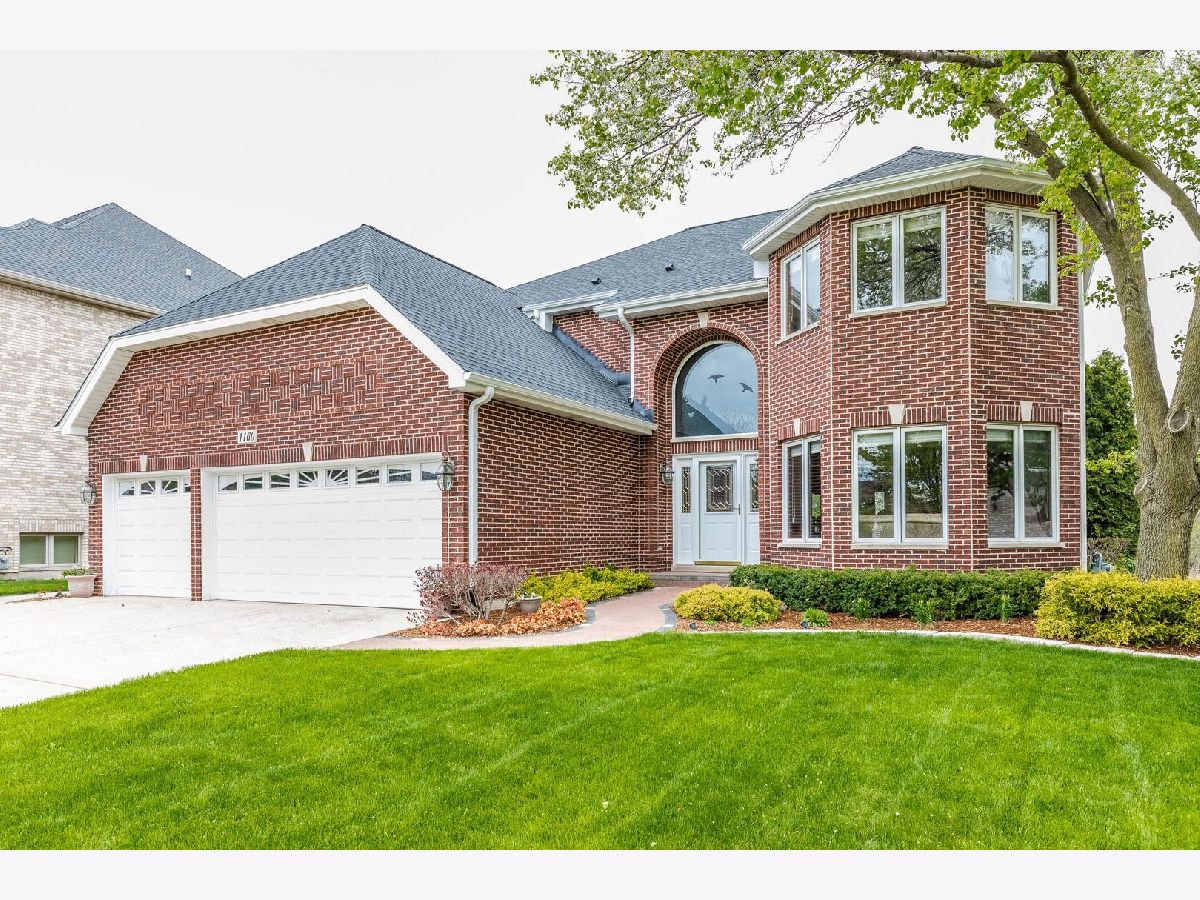 Homes Sold Hampton In The Park Roselle Illinois, 1160 Bluebird