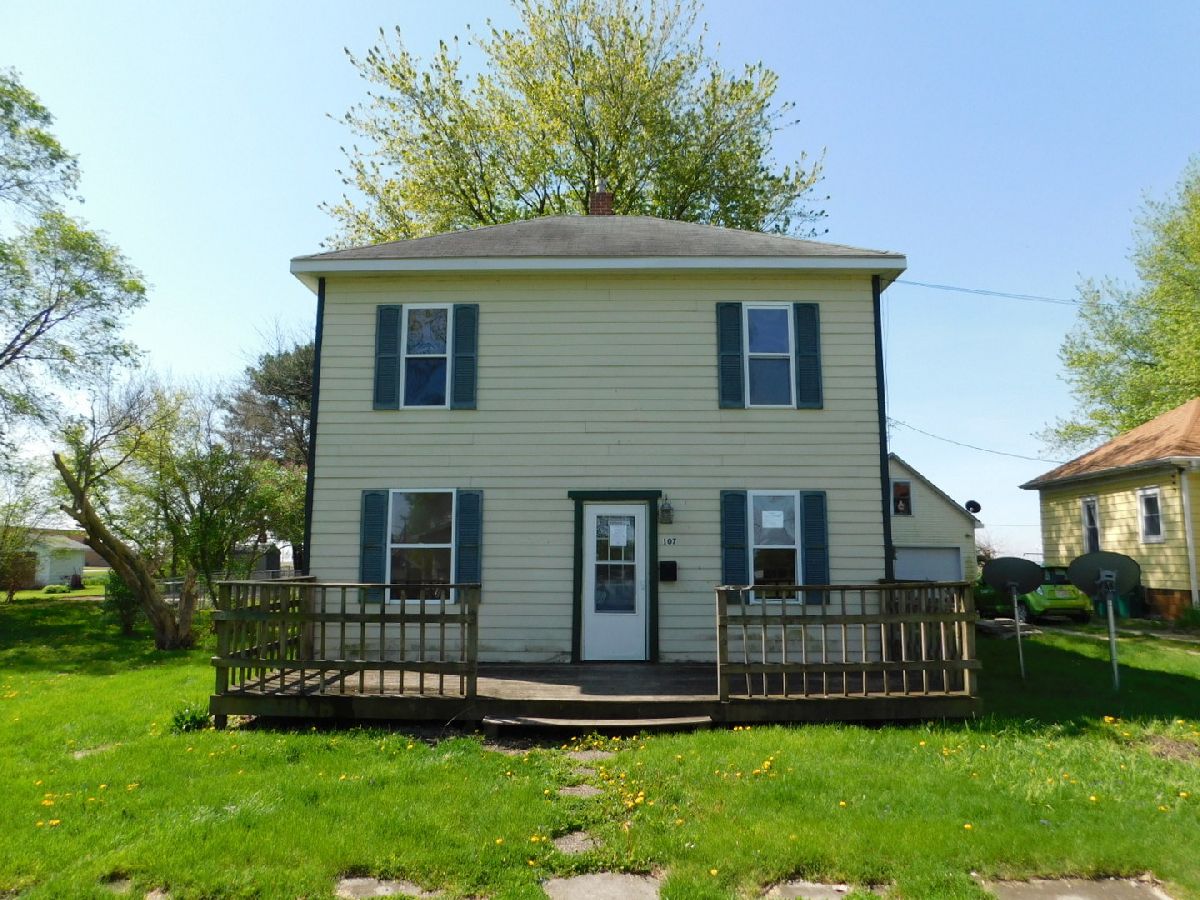  Sold Kinsman Illinois, 107 Emmett
