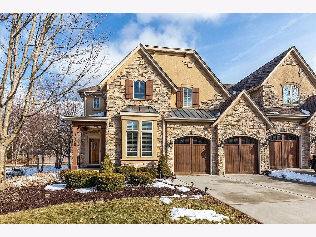 Townhomes Rented La Toscana Naperville Illinois, 1728 Elyse