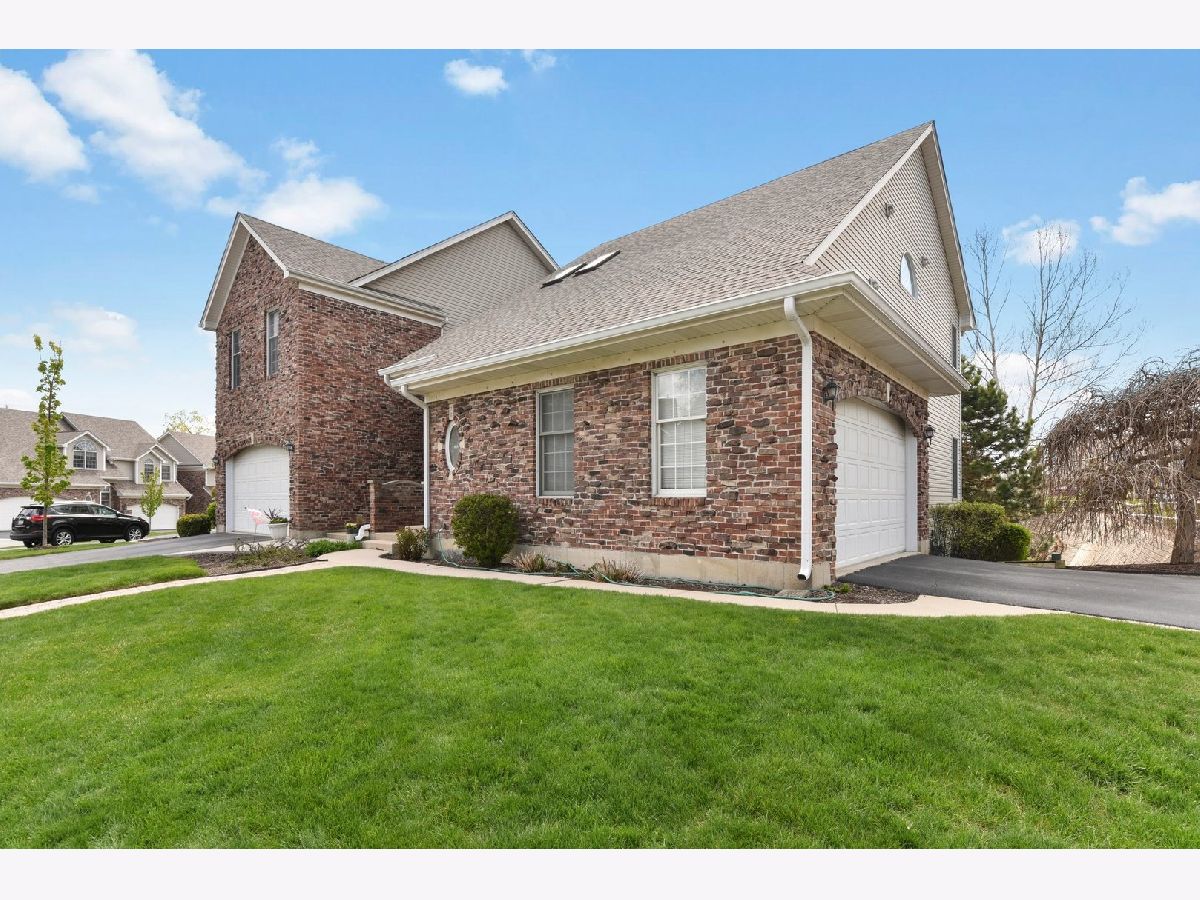 Townhomes Sold Bridgeview Creek Palatine Illinois, 70 Bridge View