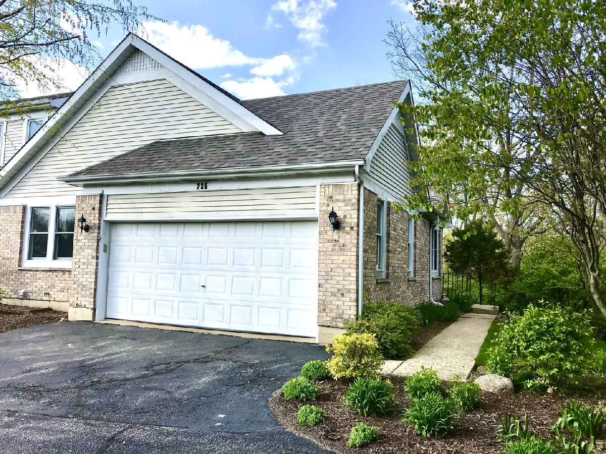 Townhomes & Condos & Homes Sold Cary Oaks Cary Illinois, 236 Haber