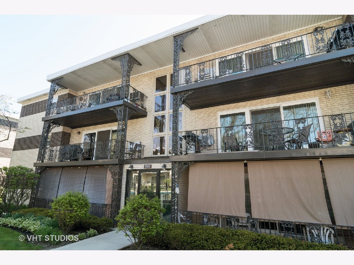 Villa Venice La Grange IL, Condominiums For Sale & For Rent Sadie