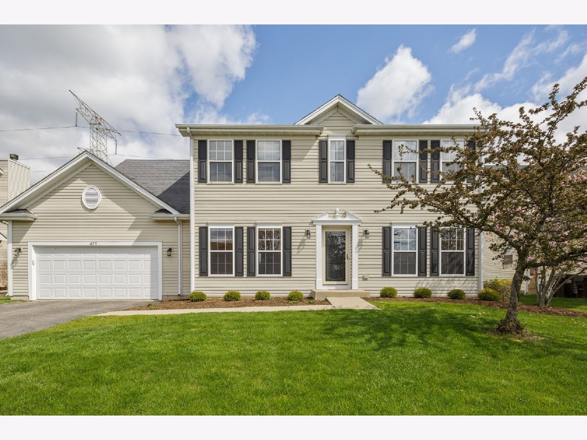Homes & Townhomes Sold Spring Ridge Valley Crystal Lake Illinois, 477 Spring Ridge