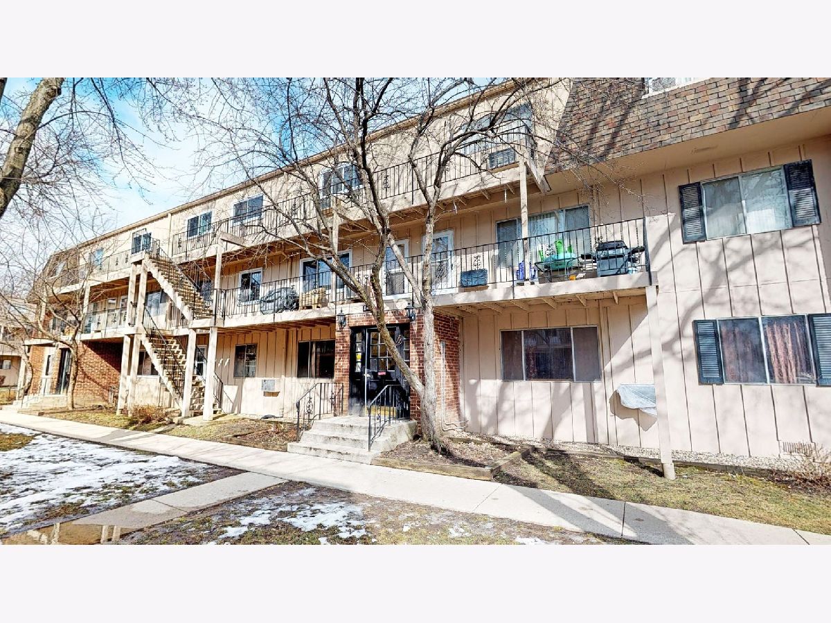 Coach Light Rolling Meadows IL, Condominiums For Sale & For Rent Sadie Winter Dana Cohen