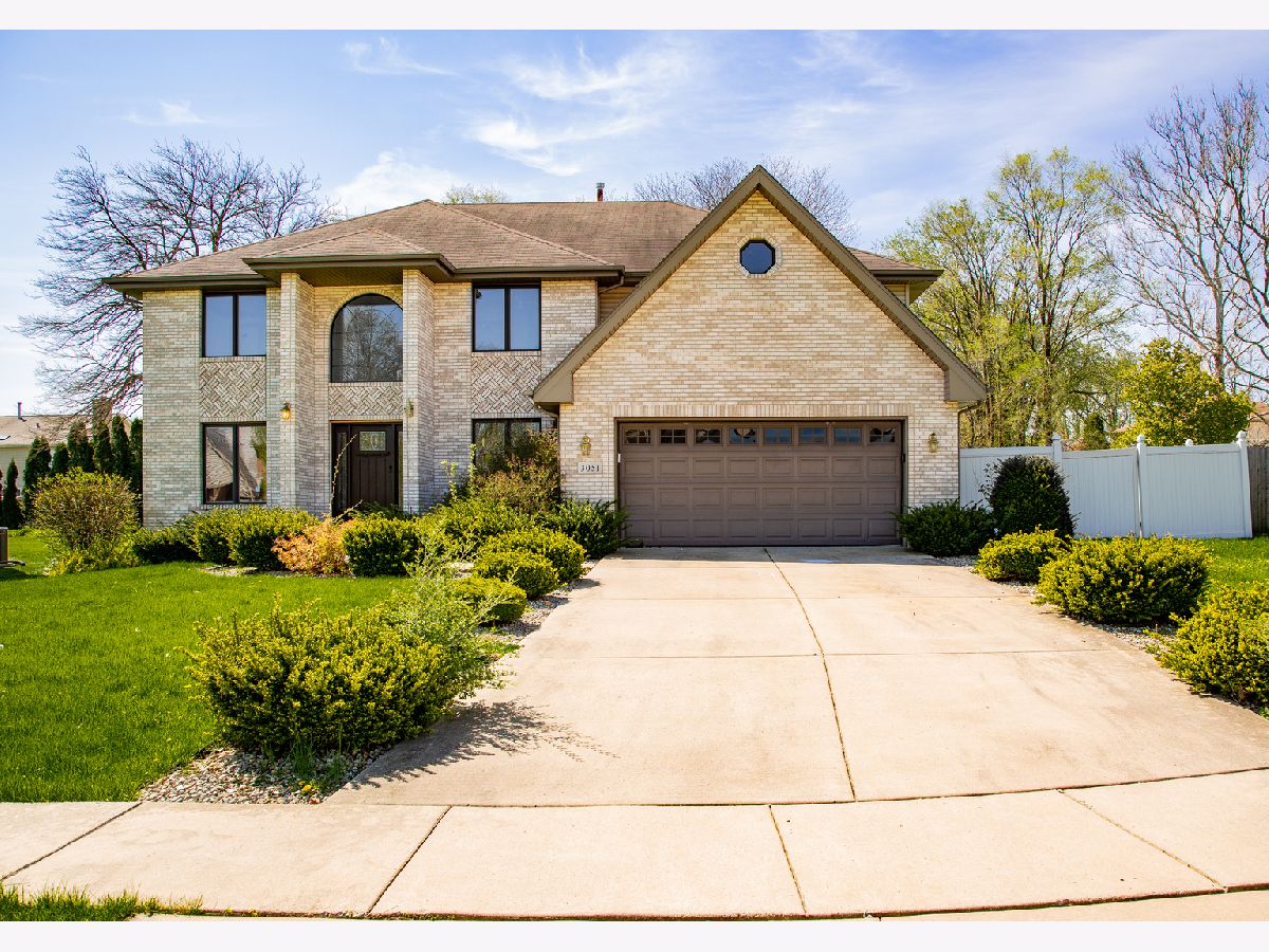 Homes & Condos & Townhomes Sold Pinewood Manor Homewood Illinois, 3051 Elliot