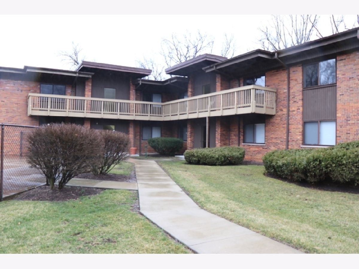 Condominiums Sold Duane Terrace Condos Glen Ellyn Illinois, 481 Duane