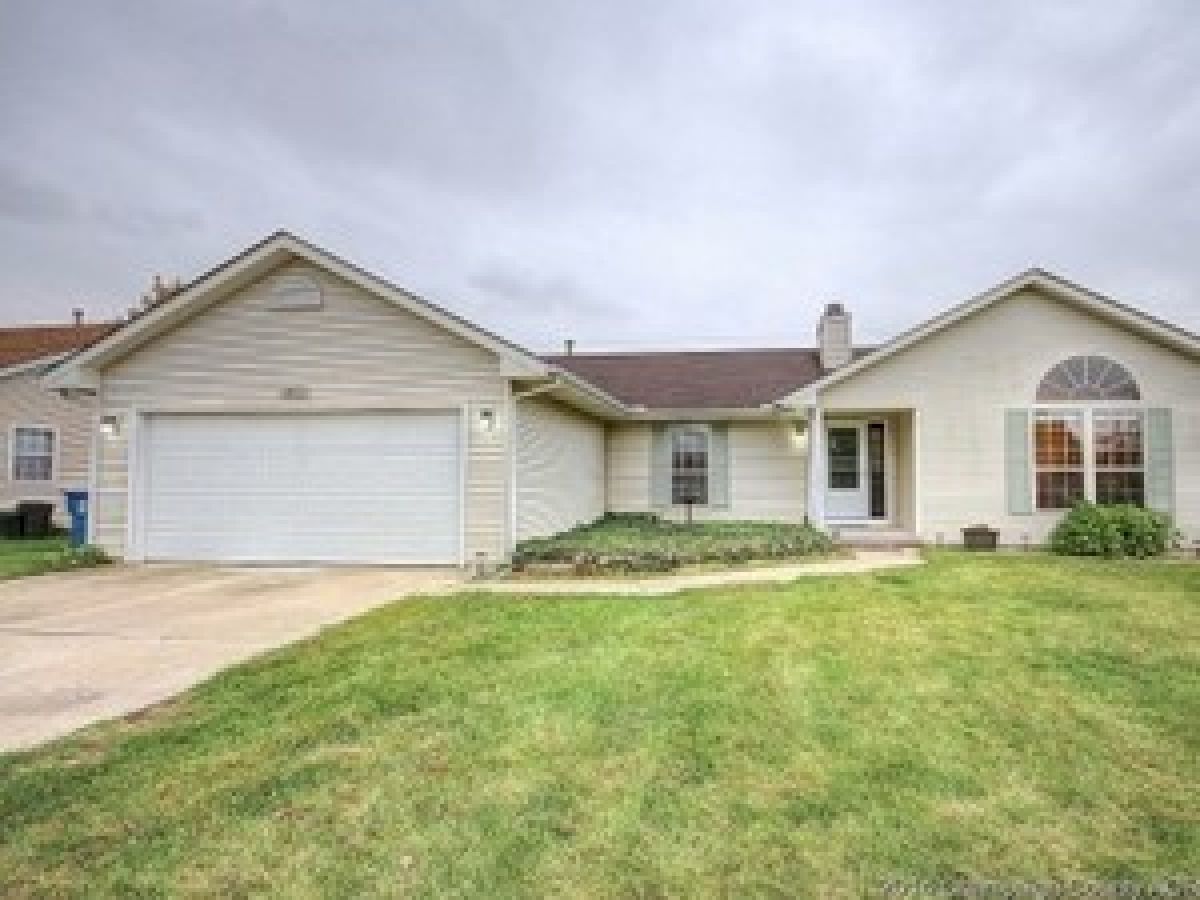 Homes Sold Crestwood St Joseph Illinois, 405 Laurel