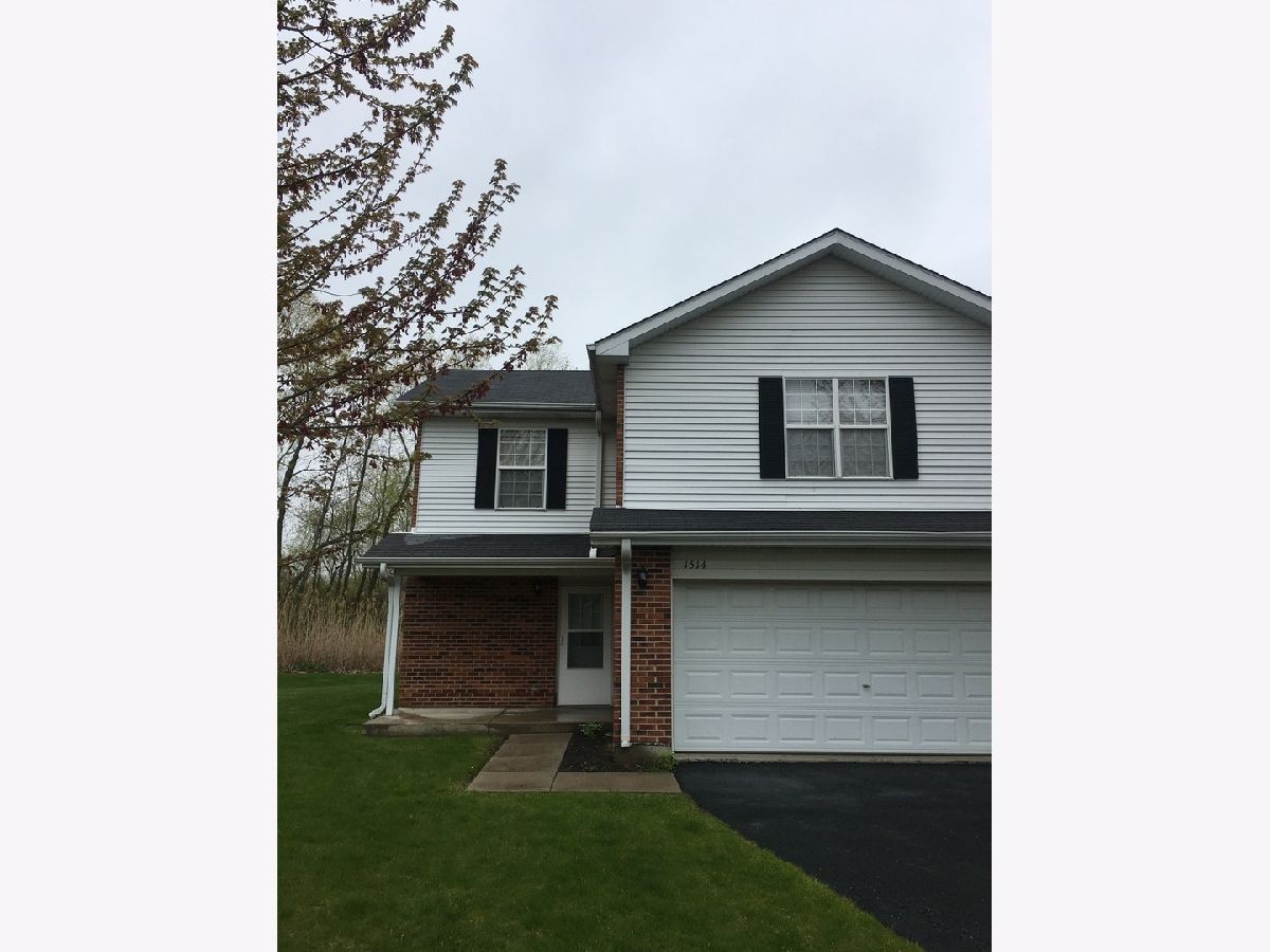 Townhomes Sold Emerald Pointe Zion Illinois, 1514 Anderson