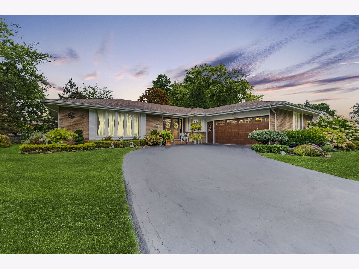 Homes Sold Country Squire Estates Palos Heights Illinois, 11 Country Squire