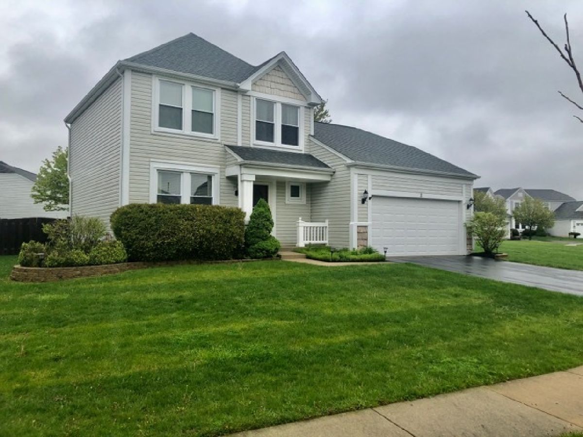 Homes Sold Regatta At Meadowbrook Lake In The Hills Illinois, 3 Sussex