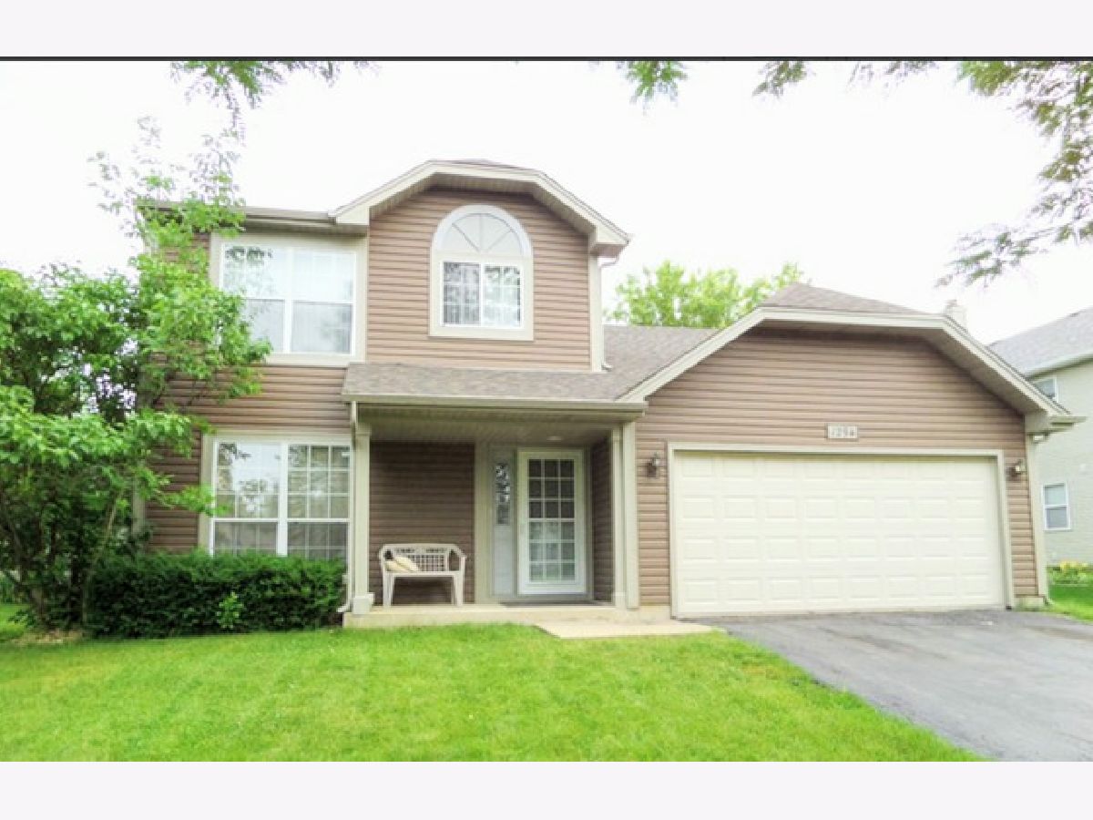 Homes Sold Country Brook Elgin Illinois, 1294 Sebring