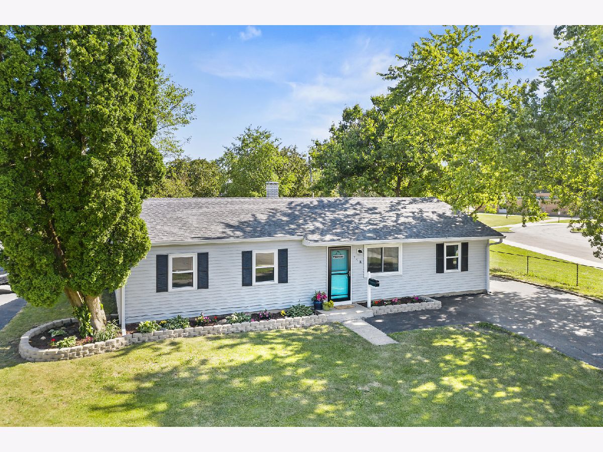 Homes Sold Beau Ridge Aurora Illinois, 748 Cedardale