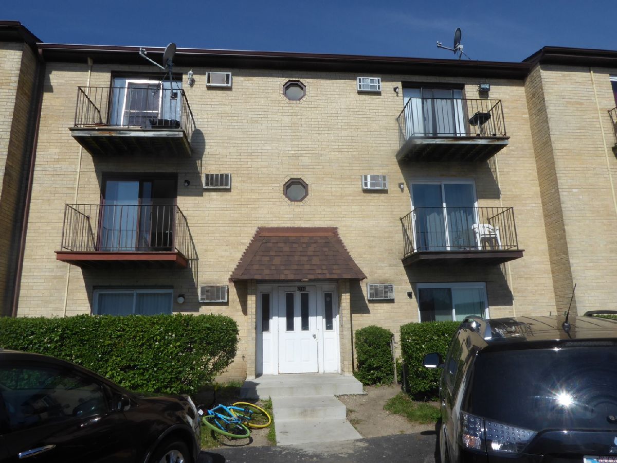 Condominiums Sold Stone Creek Arlington Heights Illinois, 4214 Bonhill